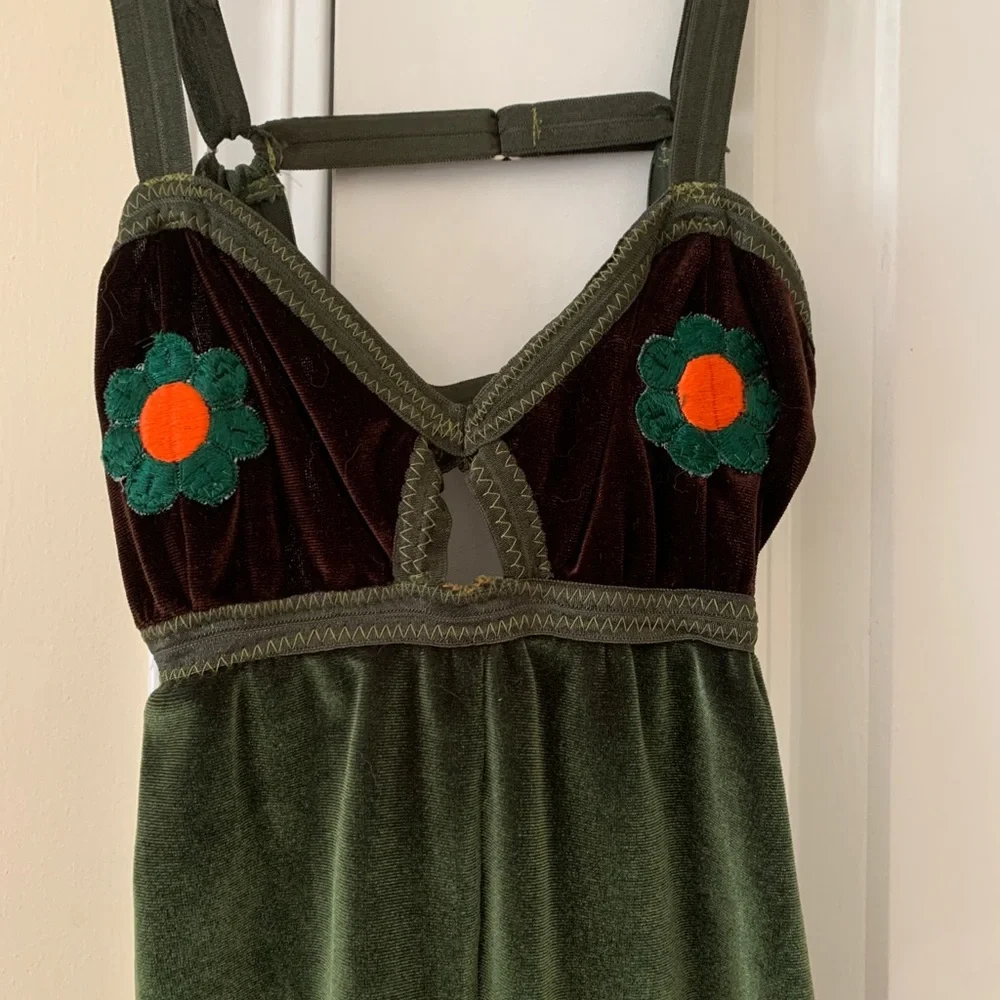 Solstice Intimates Flower Power Velvet Bodysuit S - Picture 2 of 7